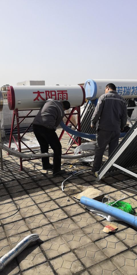 鍔涜鐟炵壒涓庡お闃抽洦鍥涘娌愭瓕姣旇緝,澶槼闆╲s鍥涘娌愭瓕vs鍔涜鐟炵壒