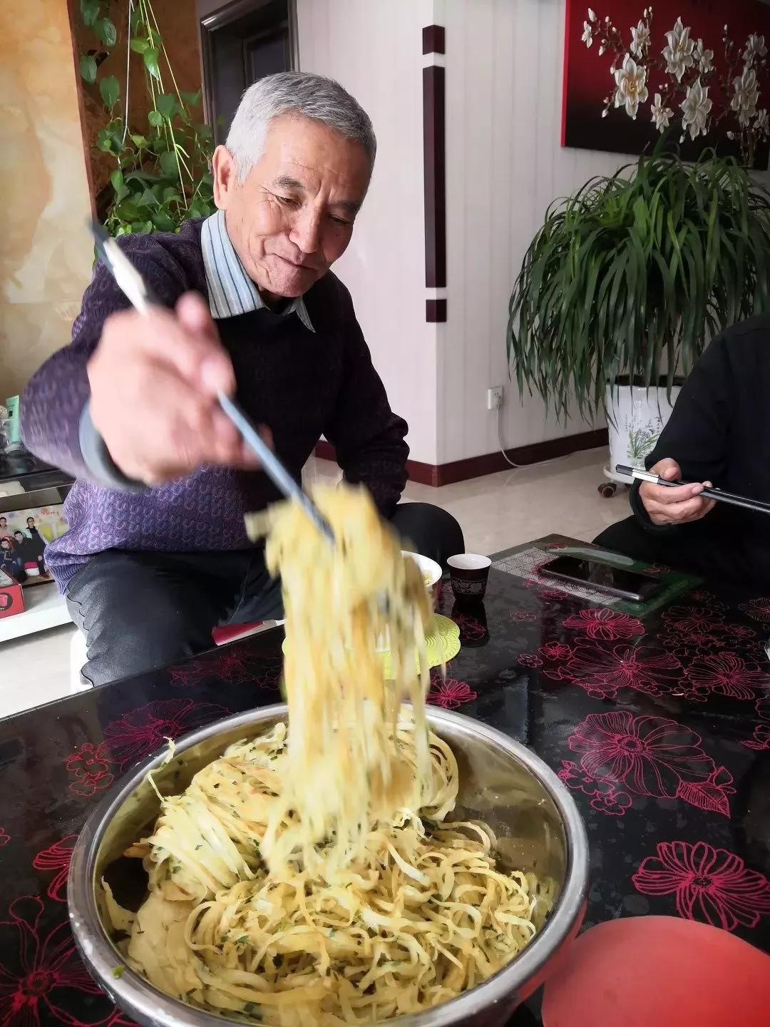 追忆我的父亲全文,忆我的父亲范文