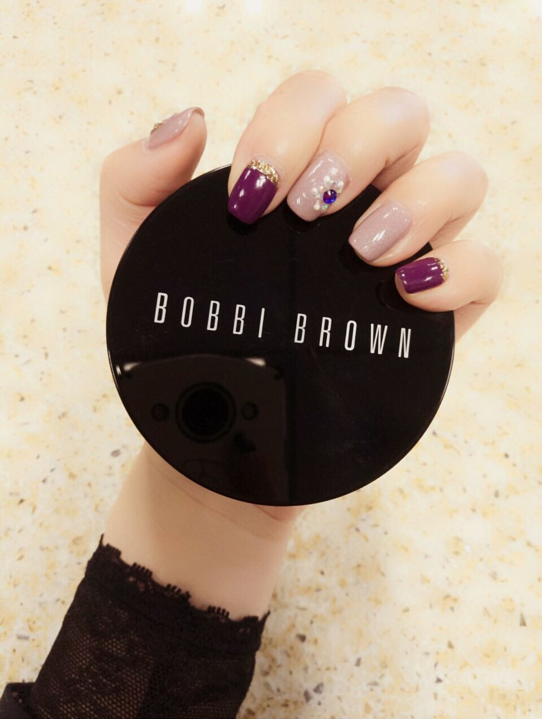 阿玛尼迪奥气垫粉底哪个好,迪奥阿玛尼圣罗兰气垫推荐哪个