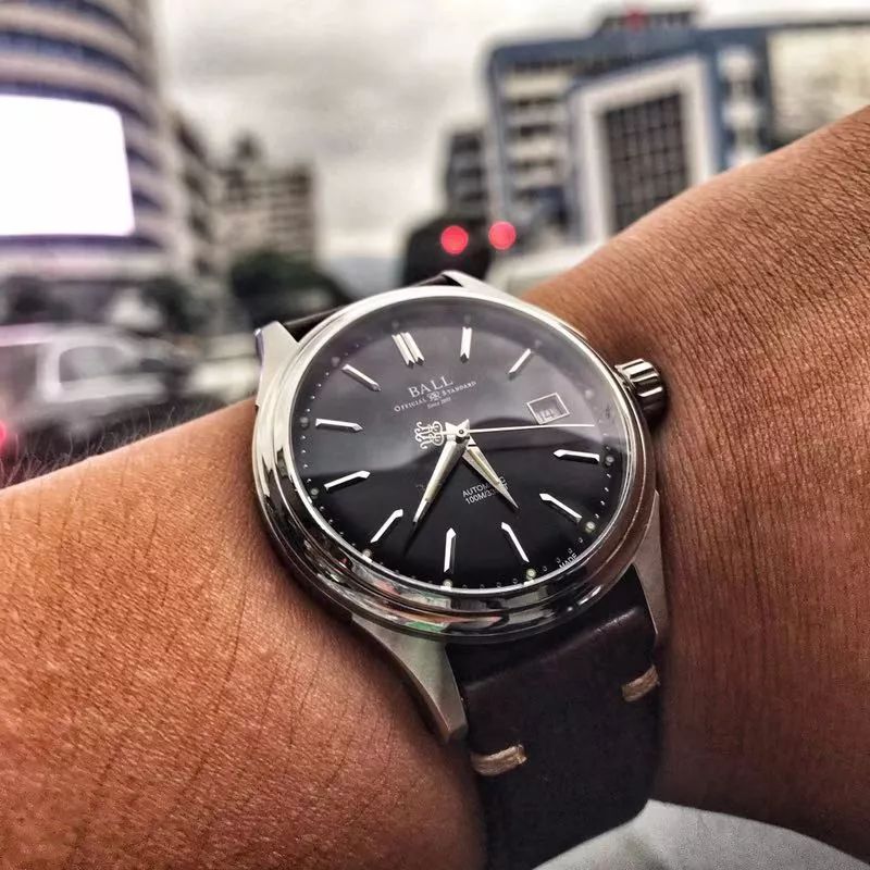 一入表坑深似海，居然有人一年买了24块手表？