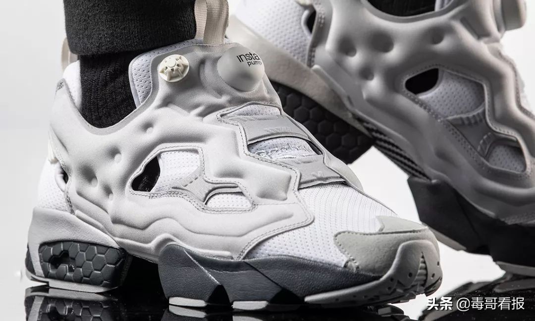 reebok什么意思啊,为什么reebok两个标志