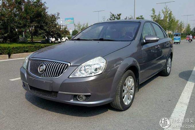 汽车隔热遮阳卷帘挂帘,2018款东风风光580天窗遮阳帘