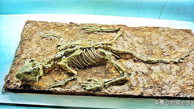 被人遗忘的辽宁朝阳市，原是“东方佛都”，人文和自然风光都不错