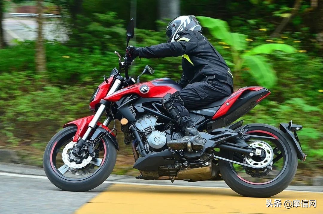 武装到牙齿的越野摩托,武装到牙齿的江铃驭胜s350