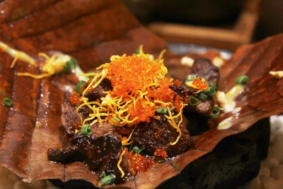 既然年终聚餐躲不掉，那就盘它啊！