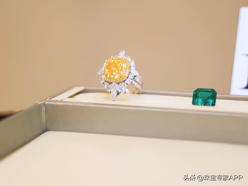 日本皇室彩宝,世界十大顶级皇室珠宝