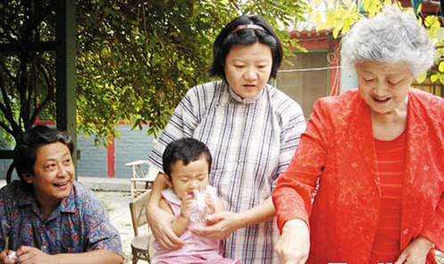 洪晃搞艺术的人,洪晃有本事