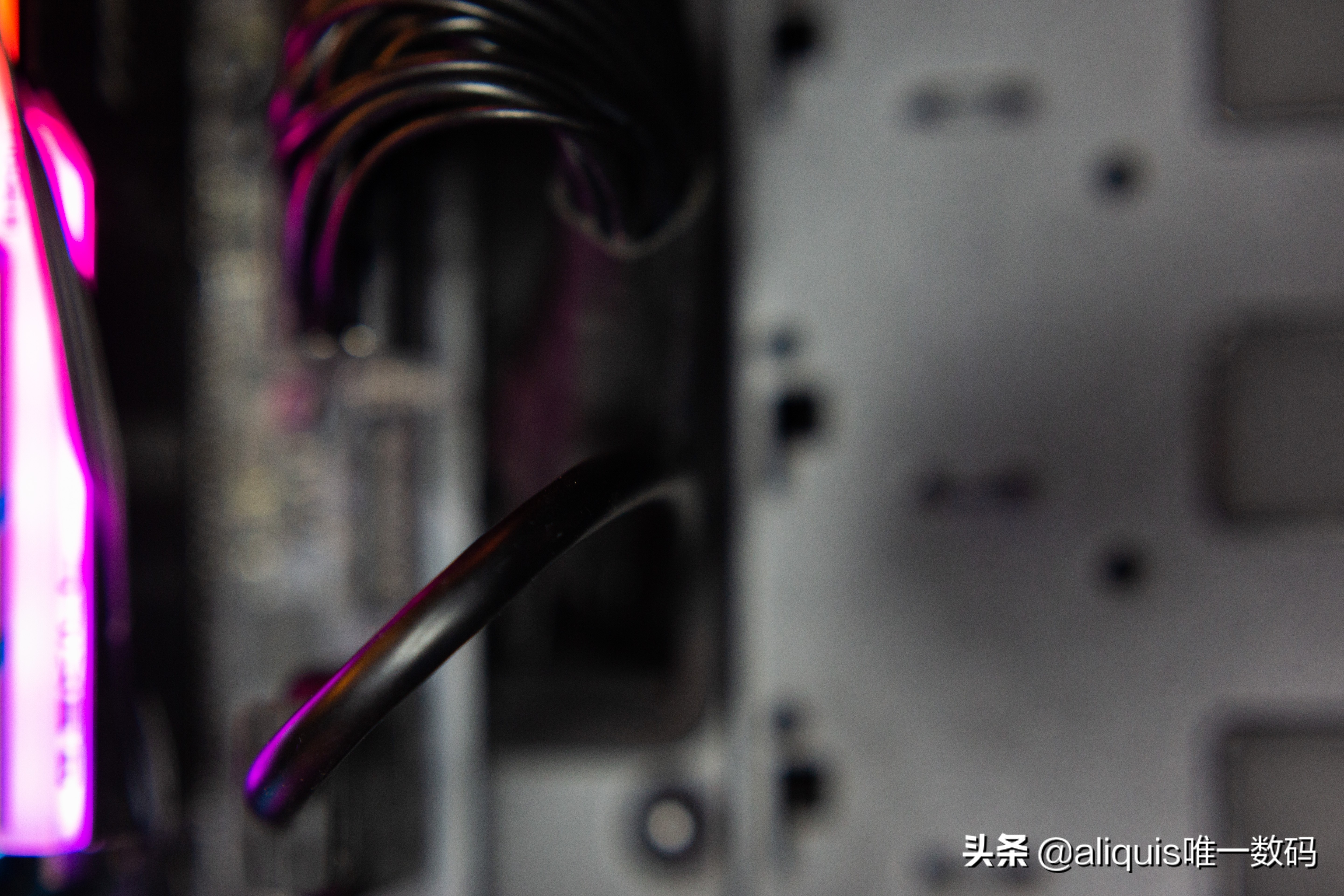 挑战者h8静音机箱,挑战者h8机箱怎么样