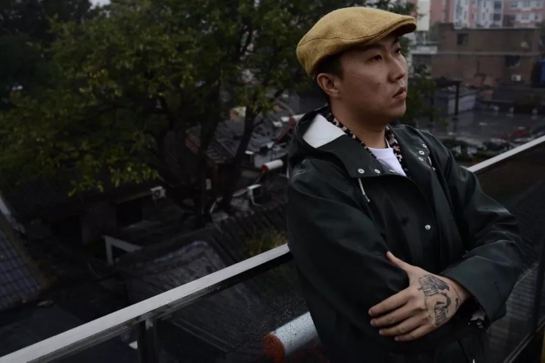 上海草莓基地挖草莓苗,超级草莓上海