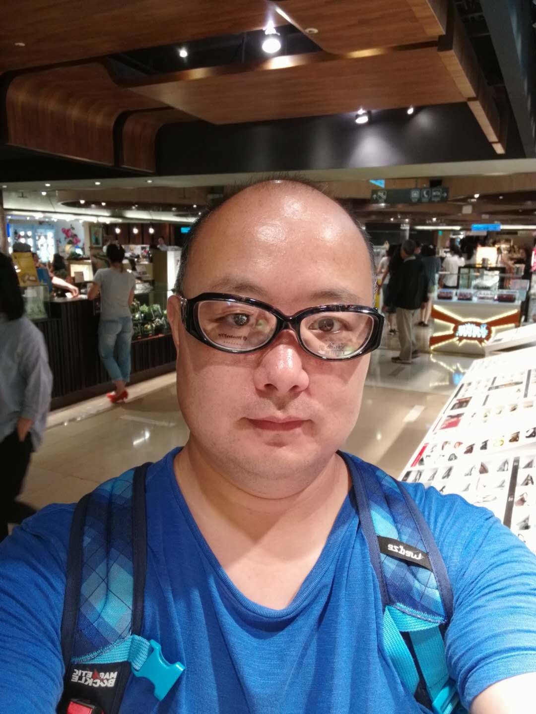 天狗网、信誉楼和商之都：一场关于线上业务价值评估的深度碰撞