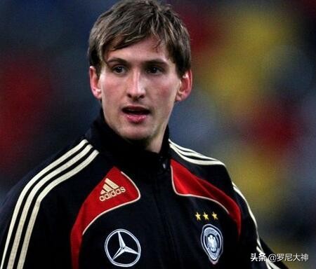 fm2022最强殿堂级妖人门将,疯狂的指尖