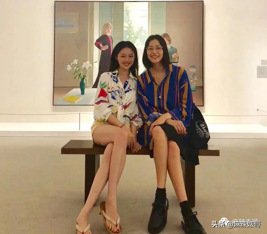 劳斯莱斯请“网红”夫妻,劳斯莱斯请了两个网红是谁