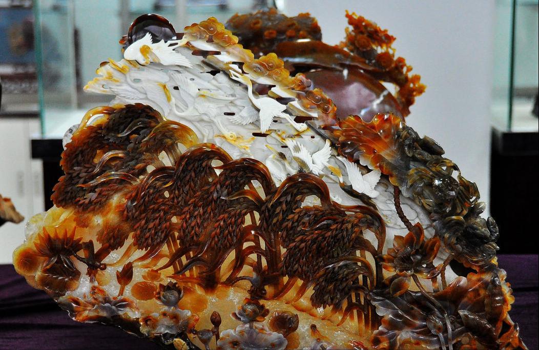 阜新十家子玛瑙原石切割直播,玛瑙奇石鉴赏