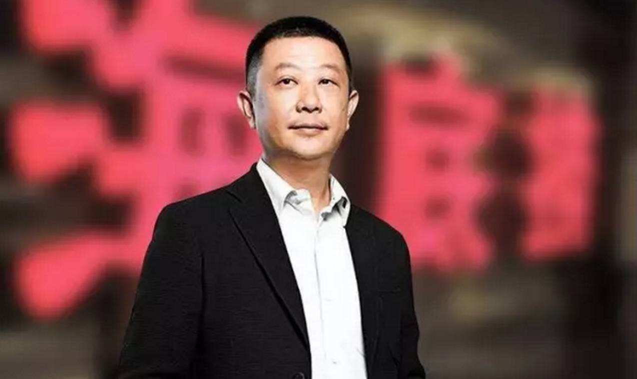 海底捞创始人张琛,海底捞董事长张勇身价