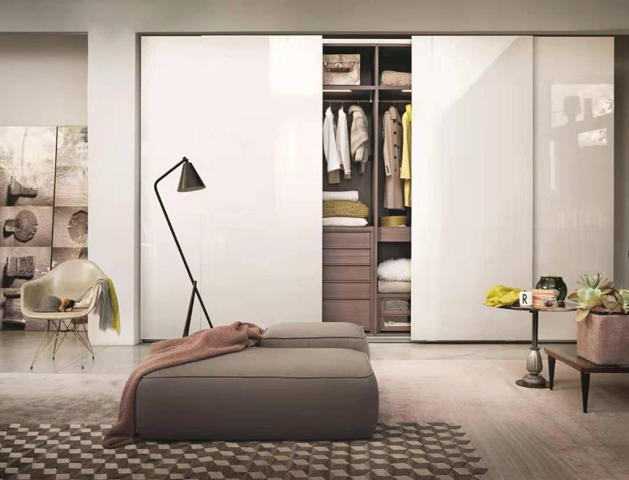 衣柜潮湿发霉怎么补救,衣柜靠近卫生间发霉怎么彻底解决