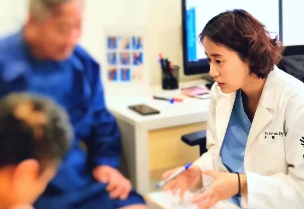 腿上有静脉曲张能生孩子么,妈妈静脉曲张是怎么回事