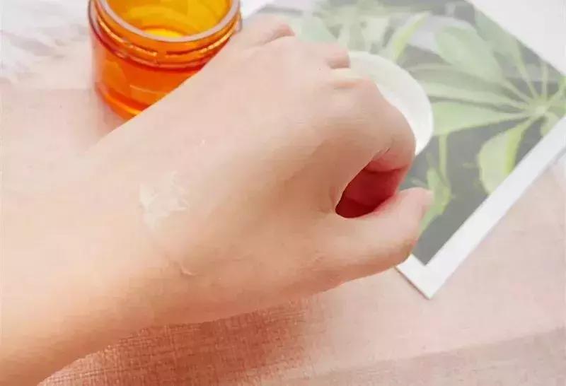 国货面霜保湿滋润秋冬平价,面霜油皮秋冬平价