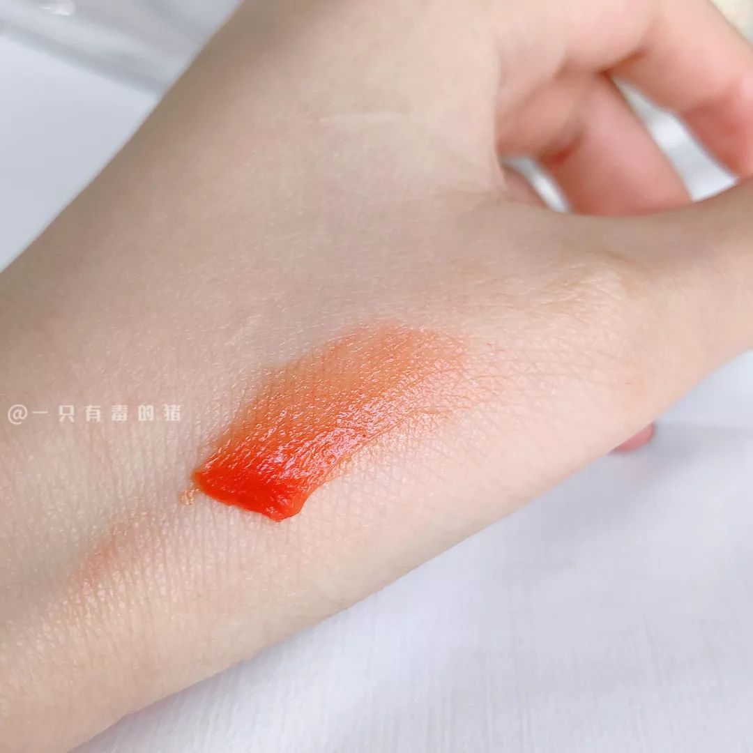 空管的润唇膏,空管的唇膏