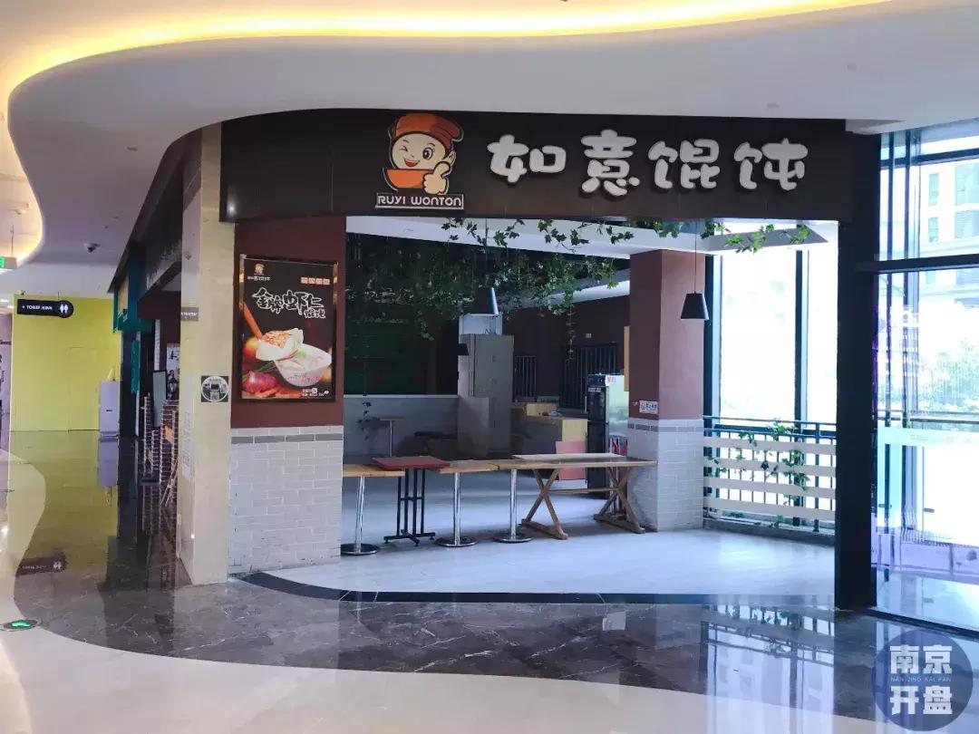 大量商家关门撤店！河西这家商场开业2年多，生意冷清！