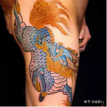 纹身从黑色变成青色了,纹身变成蜈蚣