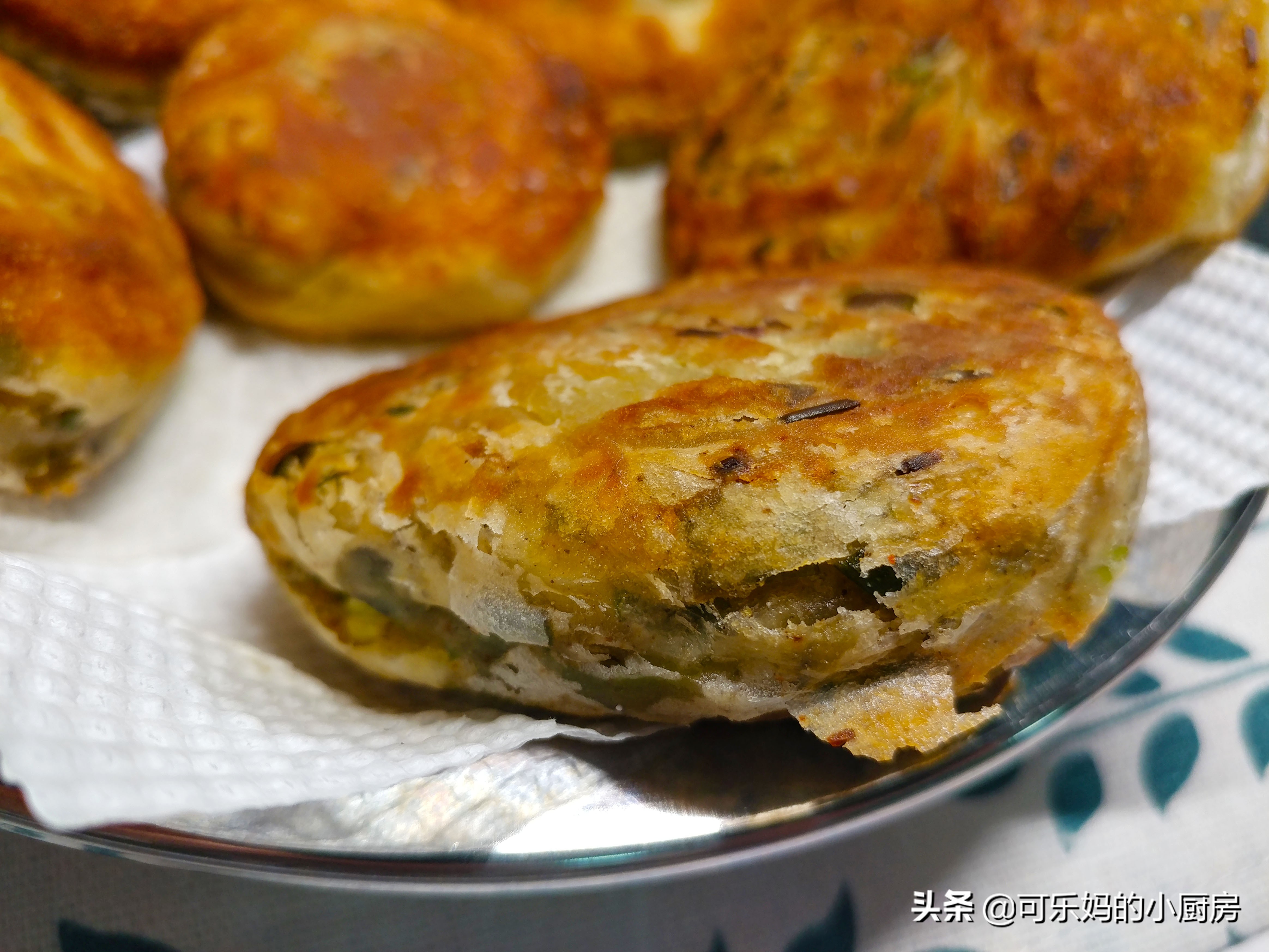 千层中式酥皮点心制作视频,蛋挞皮做绿豆酥饼