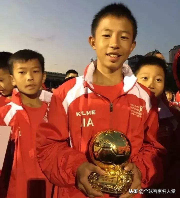 广东梅州足球队中甲,梅州有几个足球俱乐部在中乙