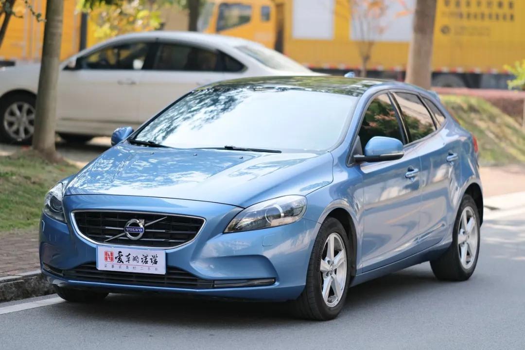 沃尔沃v40二手值得买吗,二手沃尔沃V40值得购买么