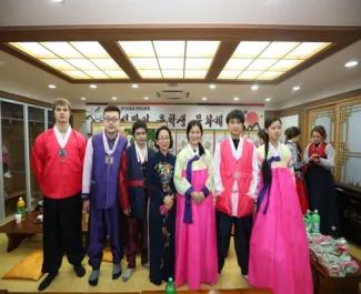 奋达职业学校和奋达厂是一回事吗,奋达职业技术学校与奋达关系