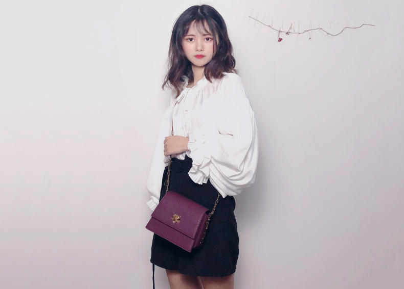 开挂了的小CK，梯形链条包来袭