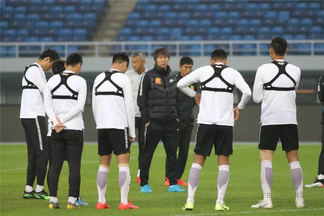 李铁执教国家队变化,李铁带队东亚杯中国男足vs日本