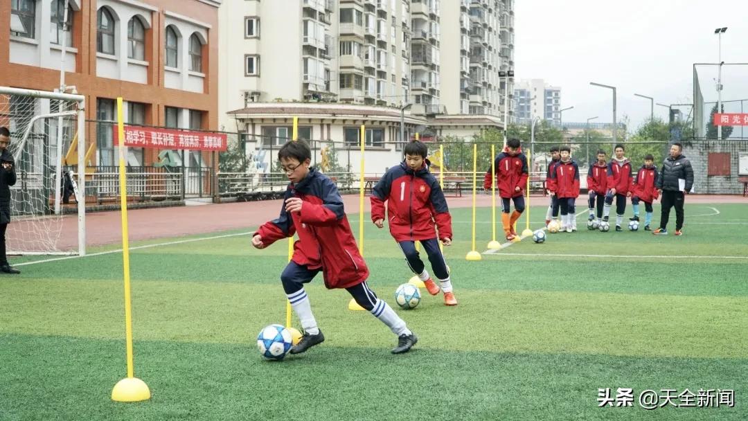 前国脚孩子,天全县第二初级中学