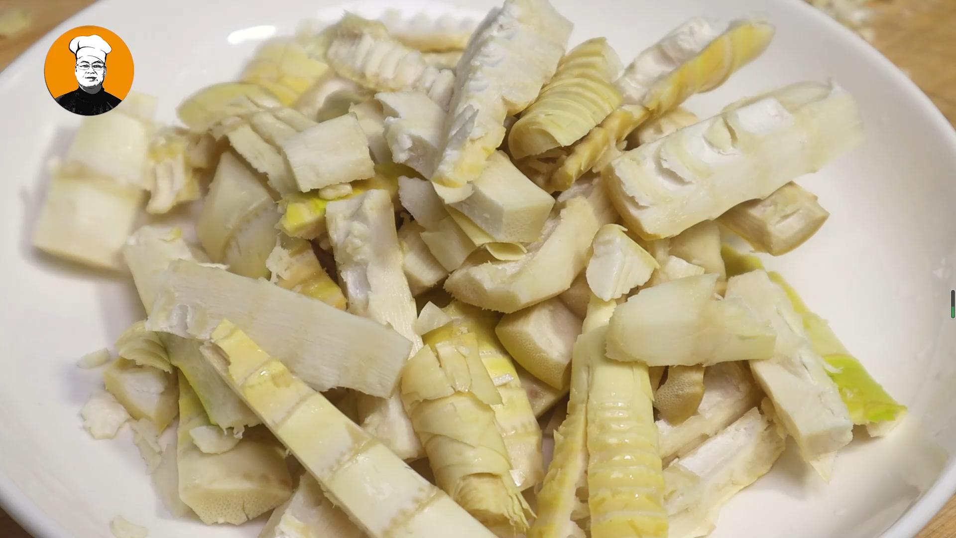 又到吃春笋的季节教您做油焖春笋,如何做鲜美脆嫩的油焖春笋视频