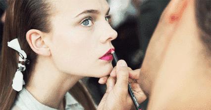 口红推荐配马面裙,小黑裙用什么口红