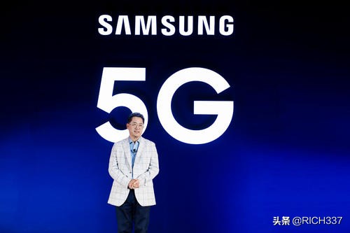 三星最新款5g折叠高端手机价格,三星新折叠翻盖手机尝鲜价