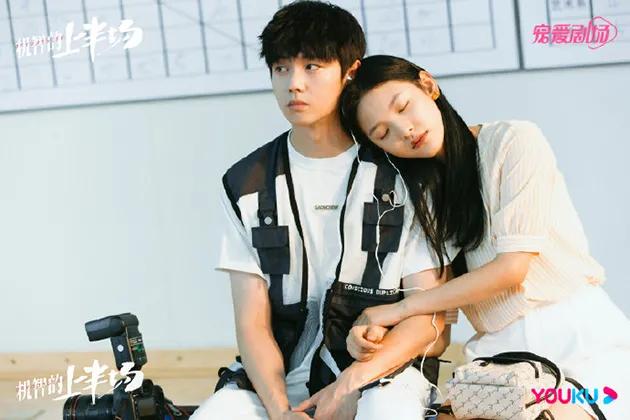 校园青春剧机智的上半场,七月与安生陈都灵沈月闺蜜