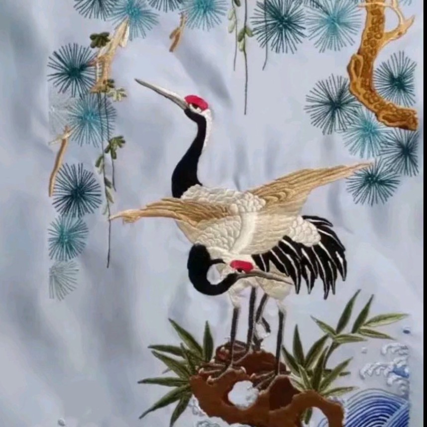 缝纫机绣花怎么走针教程,缝纫机绣花的方法