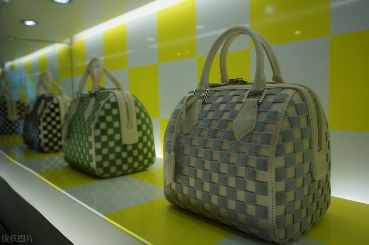 闲鱼上买到假货怎样申请赔偿损失,闲鱼交易被骗怎么投诉平台