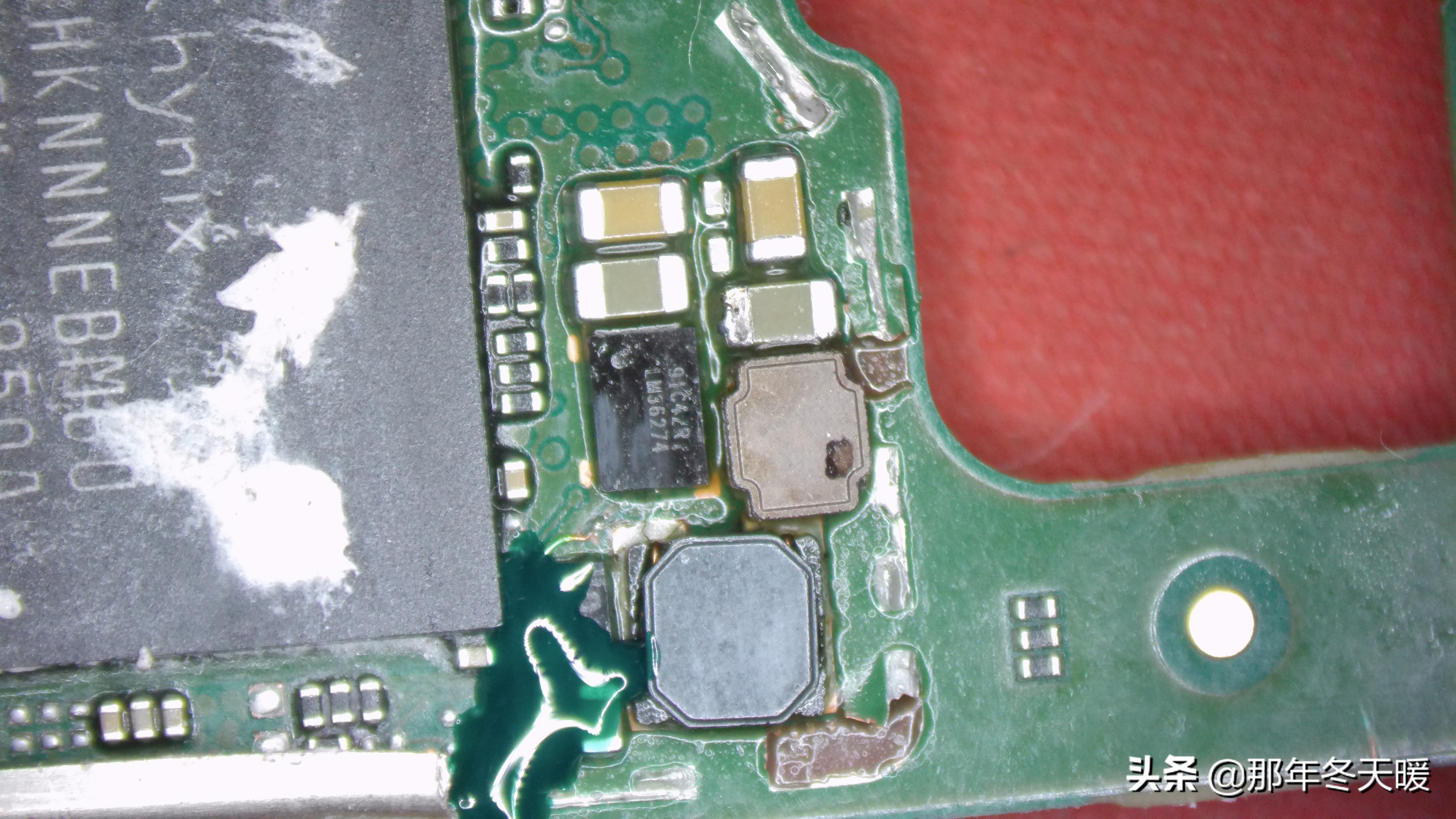 华为nova5i进水怎么修,华为nova10pro进水黑屏维修多少钱