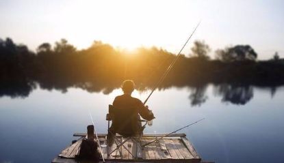 钓大鱼避开小鱼技巧,大雨过后钓巨物怎么钓好