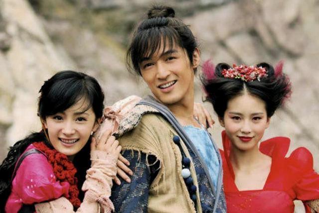 假冒金庸古龙的两本武侠小说，白帝青后，狂蜂浪蝶，有人看过吗