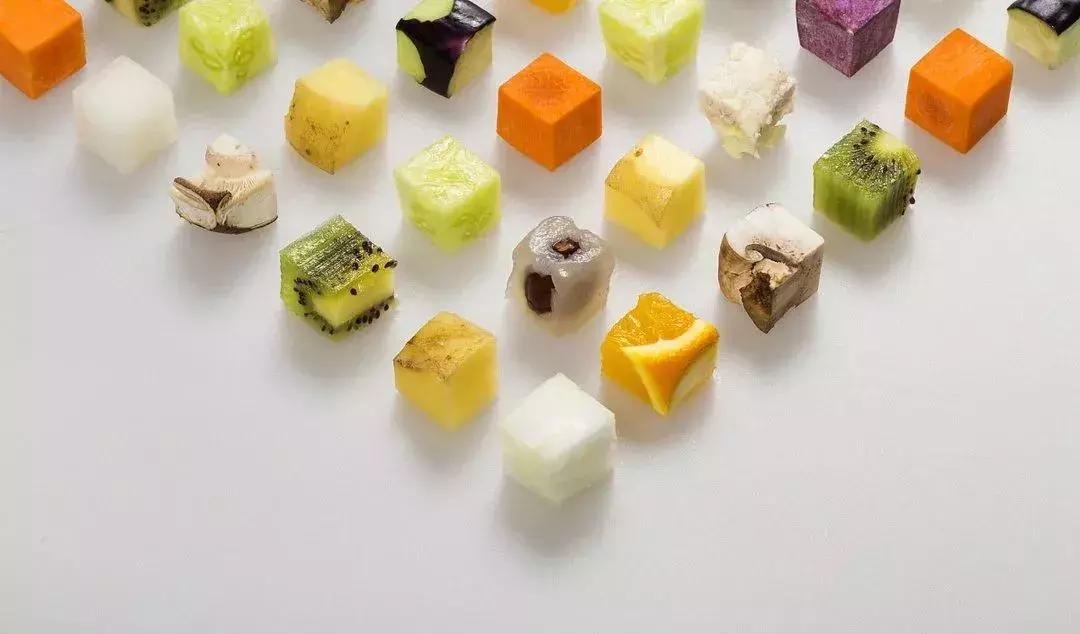 维生素abce分别有什么用,维生素ABC是药吗