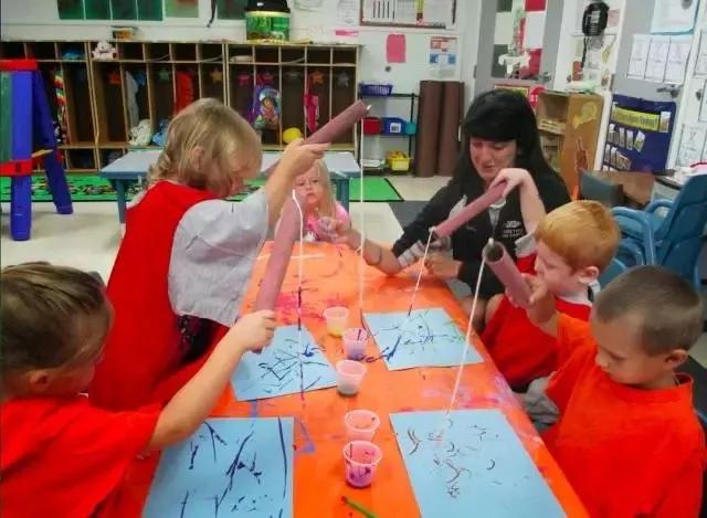 室内的简单游戏有哪些,适合在室内玩的活跃游戏