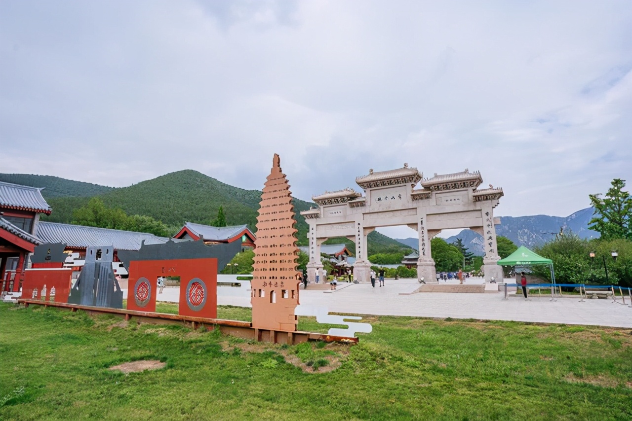 少林寺哪一种功夫比较出名,南少林寺出名还是北少林寺出名