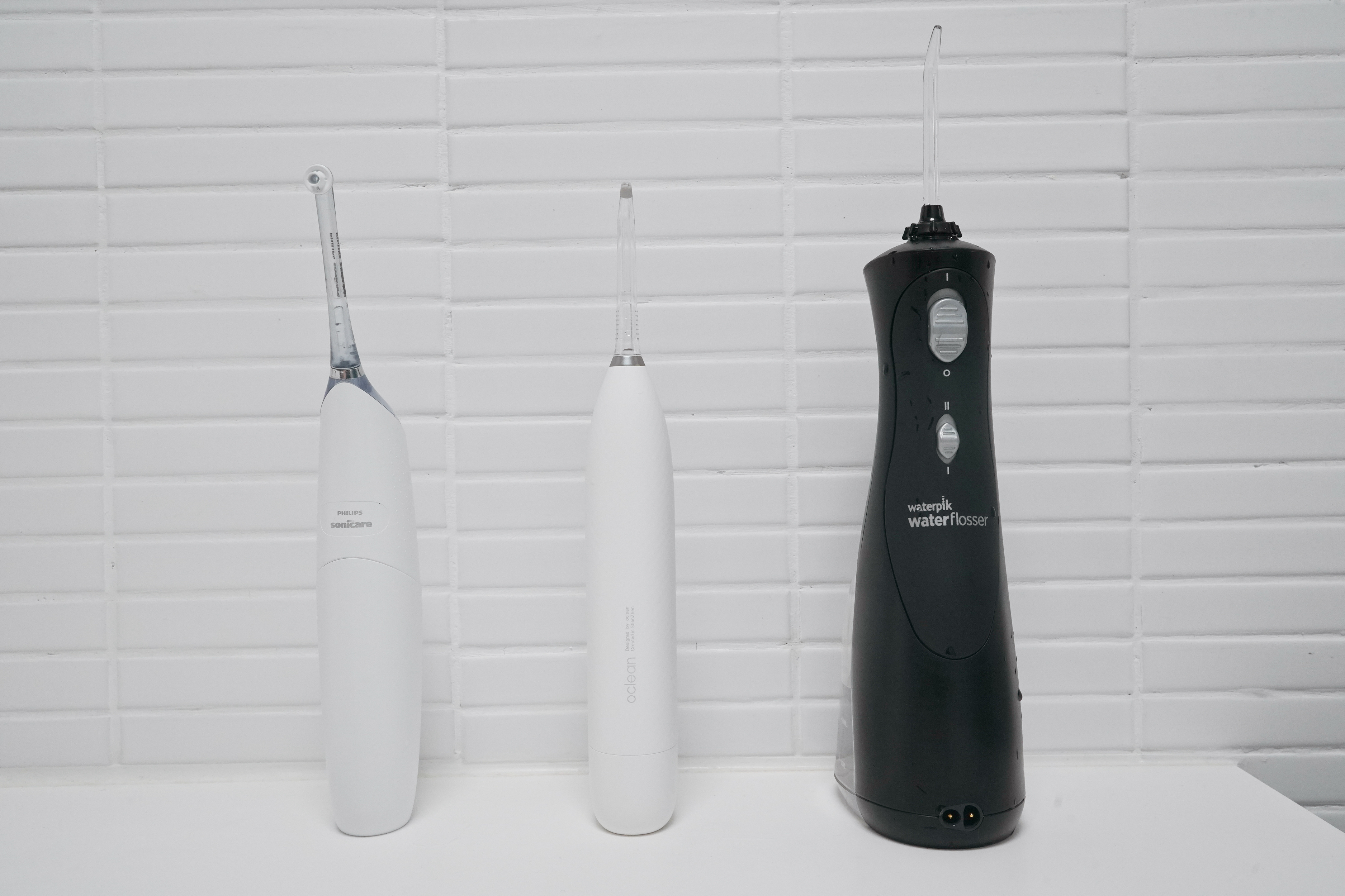 有电动牙刷还要手动刷吗,有了电动牙刷还需要水牙线吗