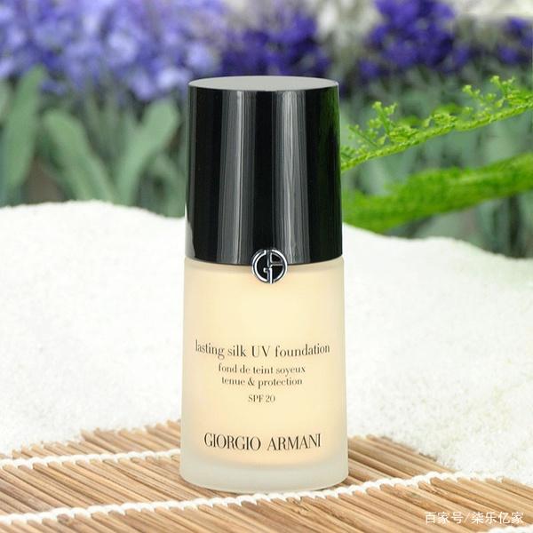 armani阿玛尼粉底液小样,armani阿玛尼粉底液有日本原料吗