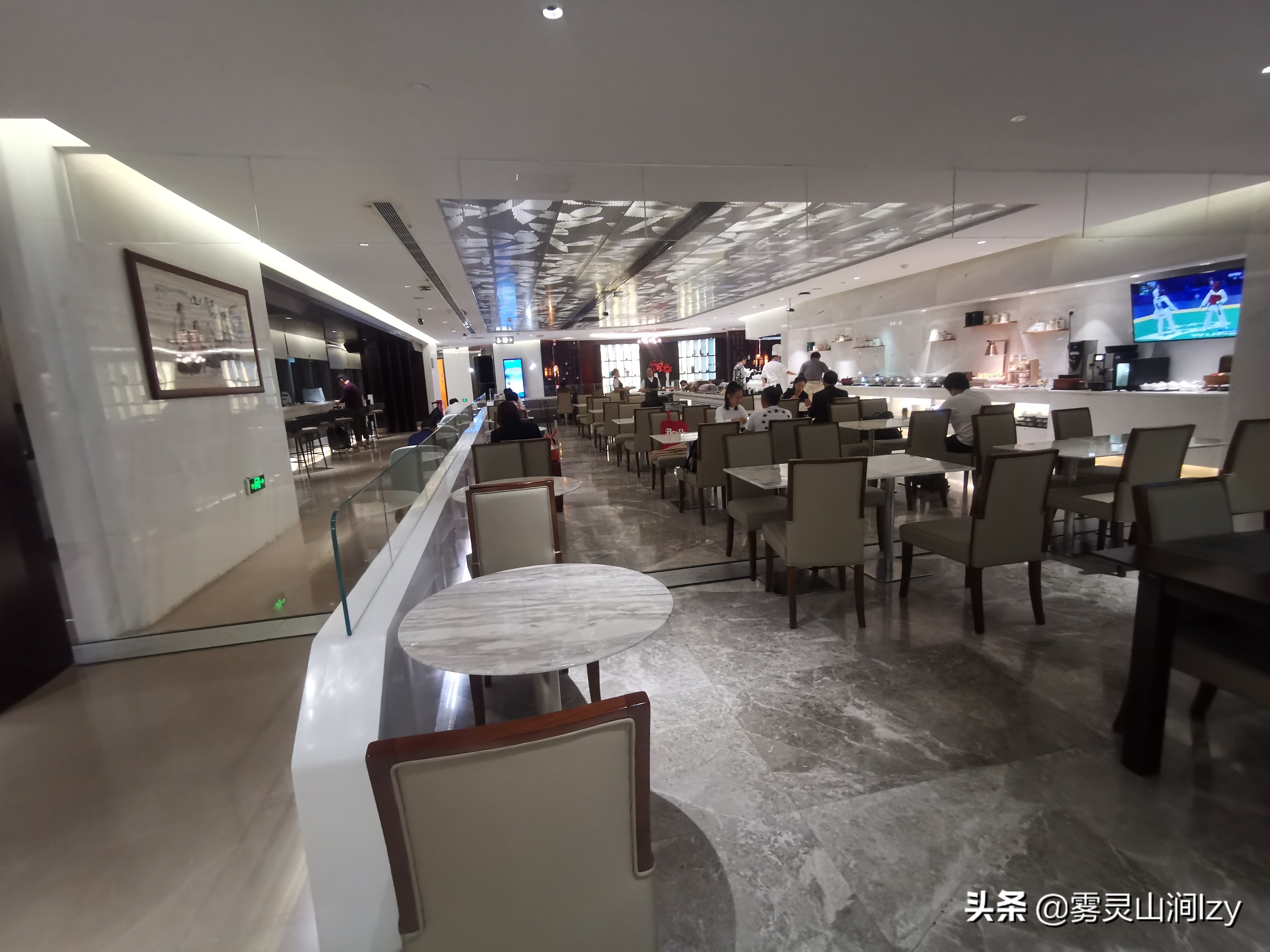 广州白云机场南航两舱贵宾服务,广州白云机场头等舱候机楼