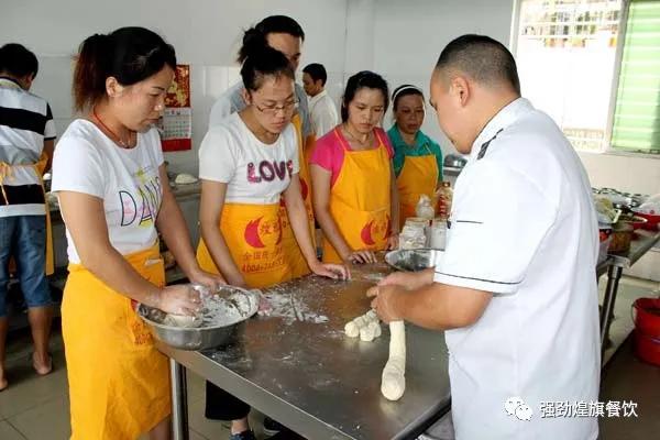 早餐包子的商业模式,早餐包子生意好做吗