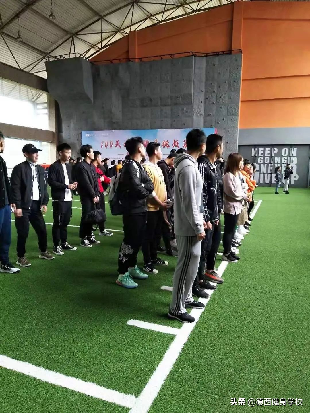 新手去健身房千万别找私教,新手健身房办私教有用吗现在