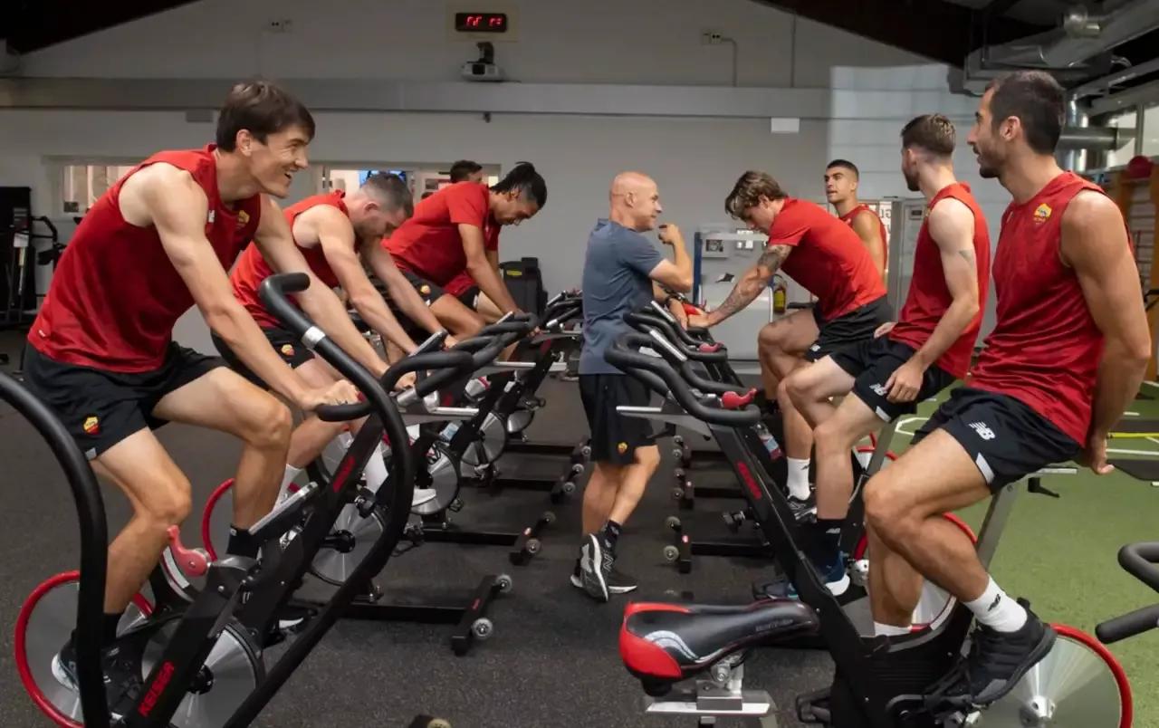 守得住寂寞才能留得住繁华,受得住繁华耐得住寂寞