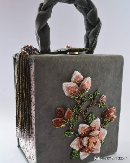 珠绣刺绣图案,像十字绣一样的珠绣